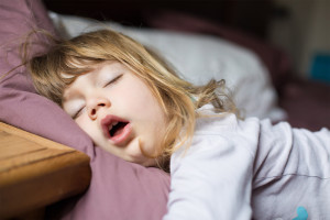 Dentist in Baton Rouge Protect Your Teeth at Night by Avoiding these Sleep Habits Dentist in Baton Rouge Protect Your Teeth at Night by Avoiding these Sleep Habits